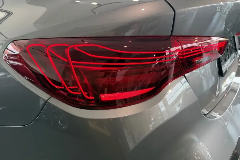 BMW M4 (Seria 4) din 2025 cu 17.453 km - oferta BMW245179 - foto 24