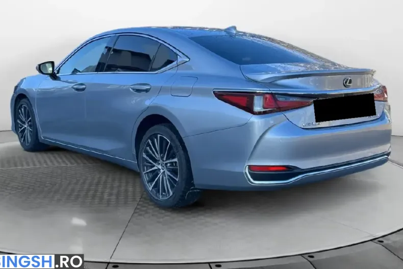 Lexus ES 300 din 2023 cu 60.795 km - oferta LEX245181 - foto 3