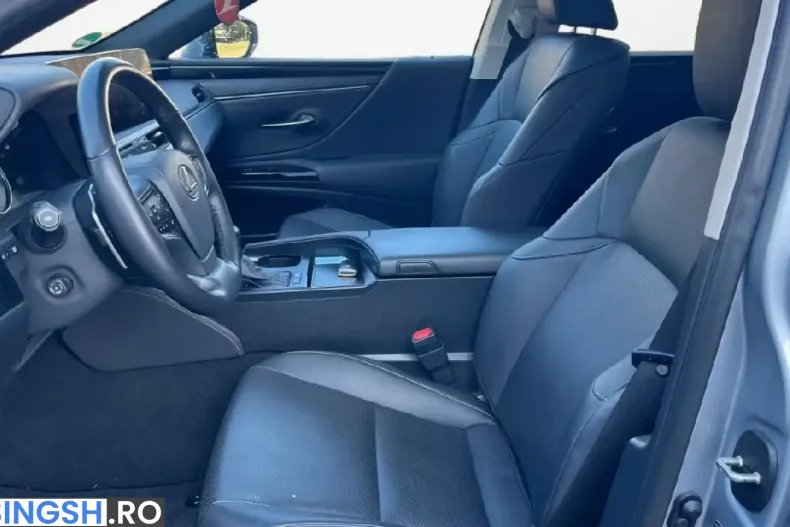 Lexus ES 300 din 2023 cu 60.795 km - oferta LEX245181 - foto 7
