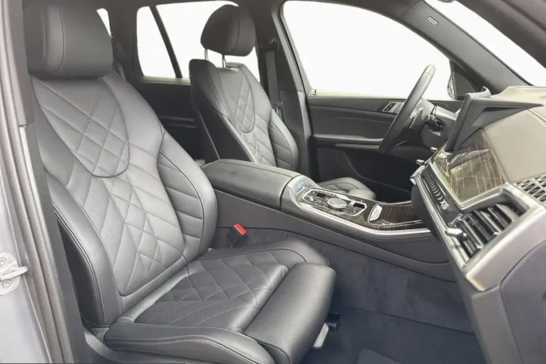 BMW X5 (Seria X) din 2025 cu 10.779 km - oferta BMW245198 - foto 11
