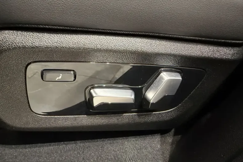 BMW X5 (Seria X) din 2025 cu 78.000 km - oferta BMW245199 - foto 19