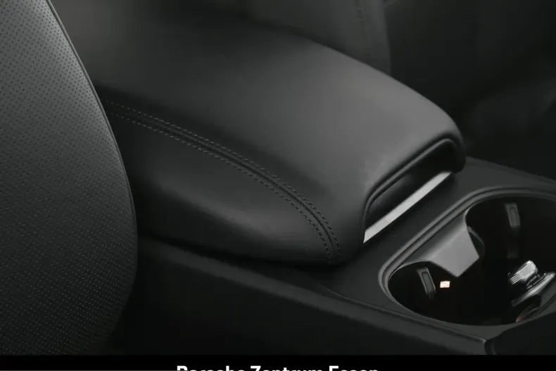 Porsche Cayenne din 2025 cu 12.037 km - oferta POR245216 - foto 24