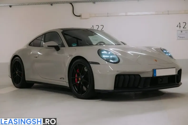 Porsche 992 din 2025 cu 18.950 km - oferta POR245220 - foto 1