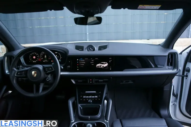 Porsche Cayenne din 2025 cu 46.499 km - oferta POR245223 - foto 9