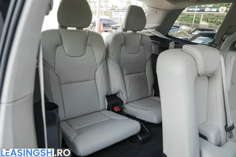 Volvo XC90 din 2023 cu 117.000 km - oferta VOL245231 - foto 35