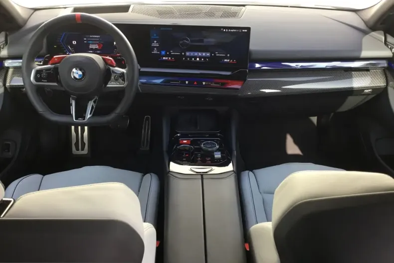 BMW M5 (Seria 5) din 2025 cu 23.335 km - oferta BMW245246 - foto 4