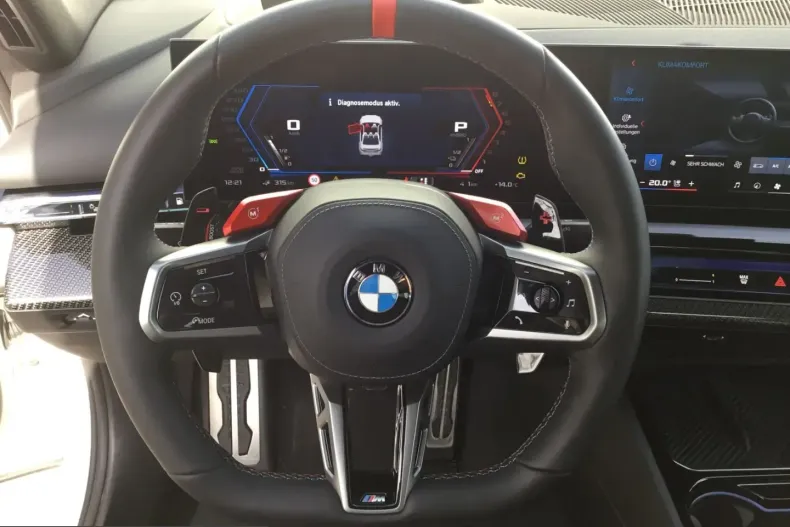 BMW M5 (Seria 5) din 2025 cu 23.335 km - oferta BMW245246 - foto 11