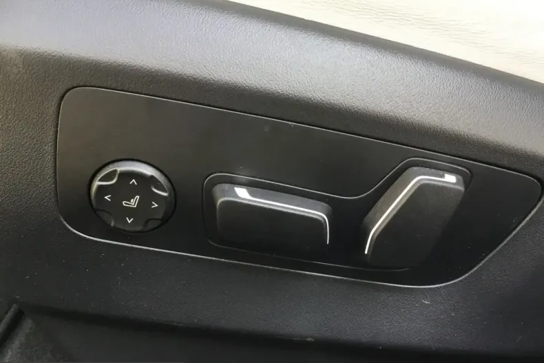 BMW M5 (Seria 5) din 2025 cu 23.335 km - oferta BMW245246 - foto 22