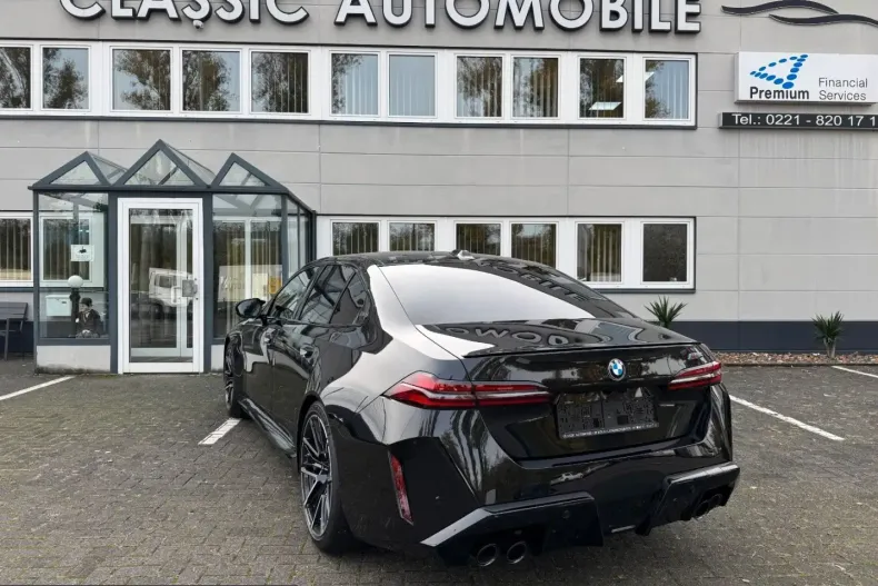 BMW M5 (Seria 5) din 2025 cu 4.156 km - oferta BMW245247 - foto 23