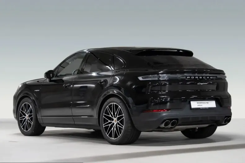 Porsche Cayenne din 2025 cu 11.100 km - oferta POR245252 - foto 3