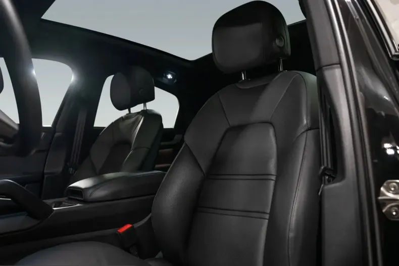Porsche Cayenne din 2025 cu 11.100 km - oferta POR245252 - foto 4