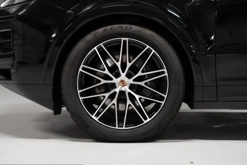 Porsche Cayenne din 2025 cu 11.100 km - oferta POR245252 - foto 6