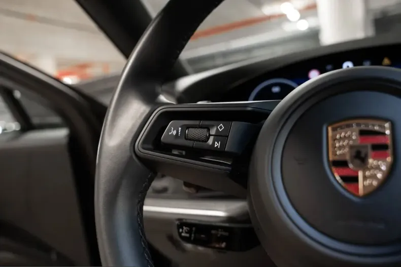 Porsche Cayenne din 2025 cu 11.100 km - oferta POR245252 - foto 31