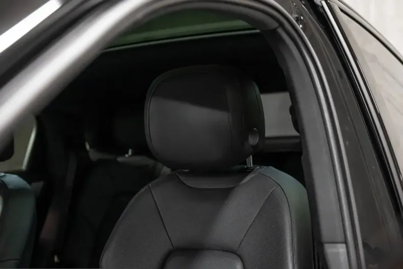 Porsche Cayenne din 2025 cu 11.100 km - oferta POR245252 - foto 39