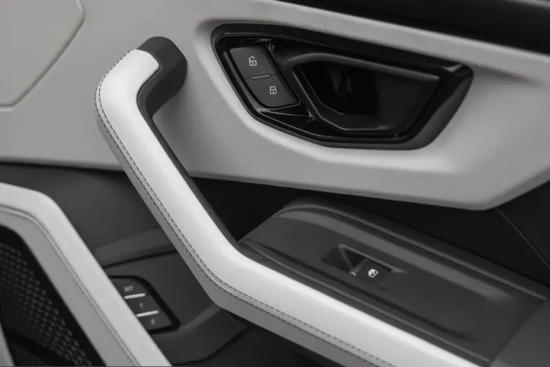 Lamborghini Urus din 2025 cu 12.300 km - oferta LAM245253 - foto 25