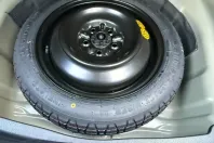 Toyota Camry din 2023 cu 40.656 km - oferta TOY245261 - foto 4
