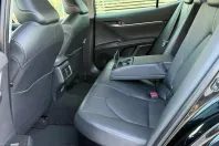 Toyota Camry din 2023 cu 40.656 km - oferta TOY245261 - foto 6