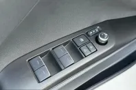 Toyota Camry din 2023 cu 40.656 km - oferta TOY245261 - foto 18