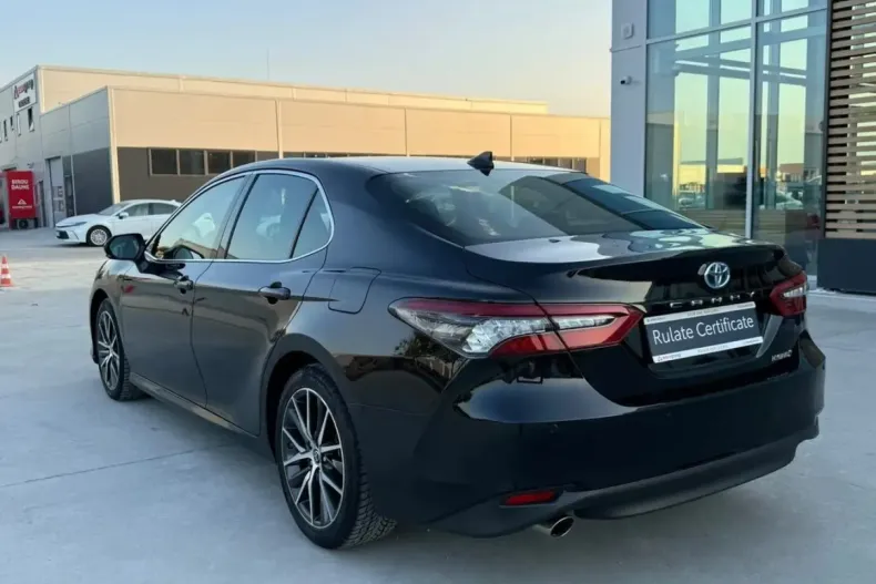 Toyota Camry din 2023 cu 40.656 km - oferta TOY245261 - foto 29