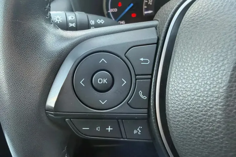 Toyota RAV4 din 2021 cu 106.969 km - oferta TOY245262 - foto 4