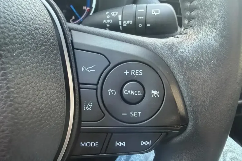 Toyota RAV4 din 2021 cu 106.969 km - oferta TOY245262 - foto 5
