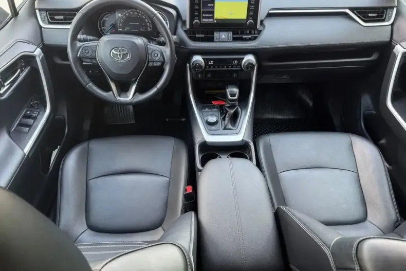 Toyota RAV4 din 2021 cu 106.969 km - oferta TOY245262 - foto 9