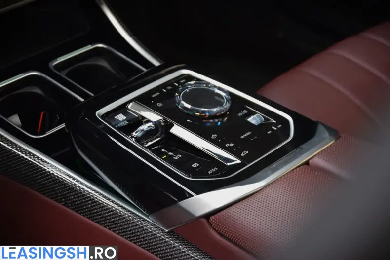 BMW M760 (Seria 7) din 2023 cu 66.412 km - oferta BMW245267 - foto 14
