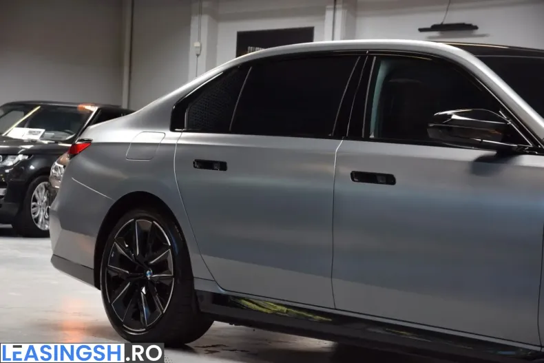 BMW M760 (Seria 7) din 2023 cu 66.412 km - oferta BMW245267 - foto 28