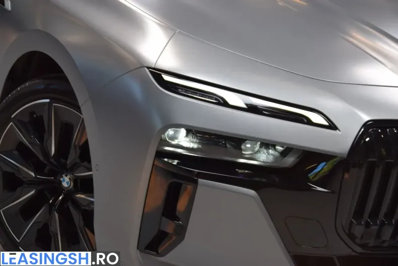 BMW M760 (Seria 7) din 2023 cu 66.412 km - oferta BMW245267 - foto 45