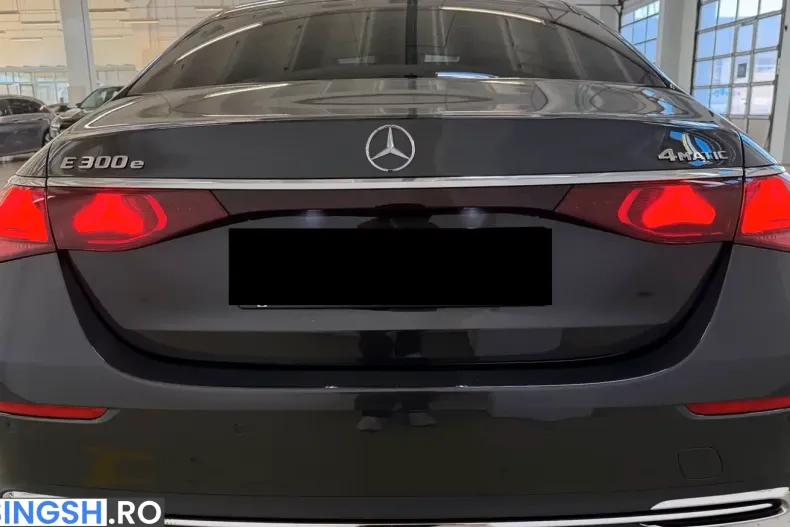 Mercedes-Benz E 300 (Clasa E) din 2024 cu 39.703 km - oferta MER245271 - foto 9