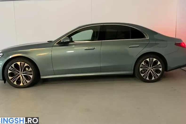 Mercedes-Benz E 300 (Clasa E) din 2023 cu 3.195 km - oferta MER245272 - foto 6