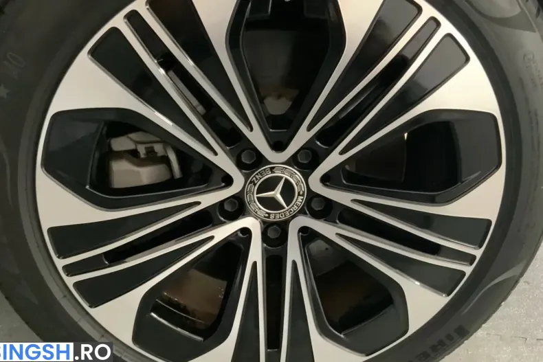 Mercedes-Benz E 300 (Clasa E) din 2023 cu 3.195 km - oferta MER245272 - foto 11