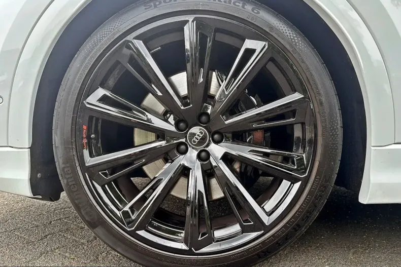 Audi SQ8 din 2025 cu 15.998 km - oferta AUD245276 - foto 8