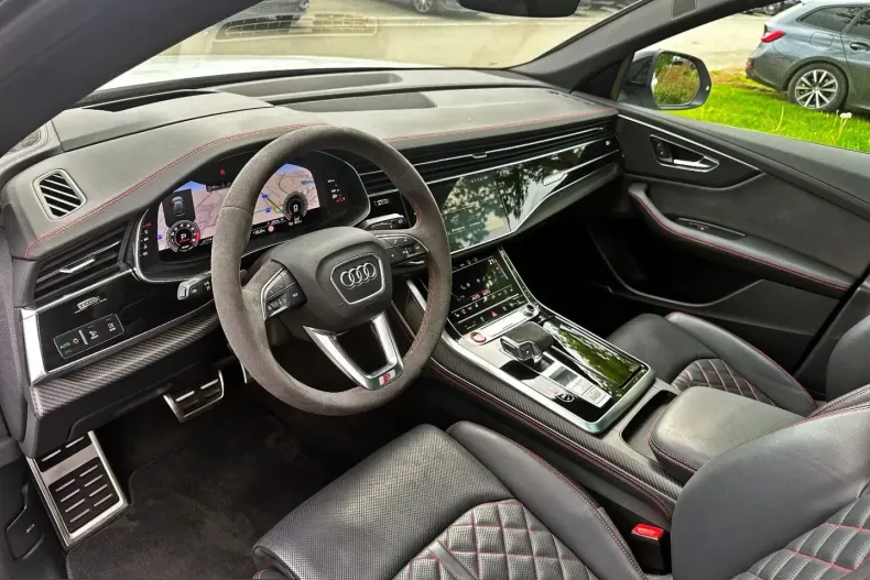 Audi SQ8 din 2025 cu 15.998 km - oferta AUD245276 - foto 13