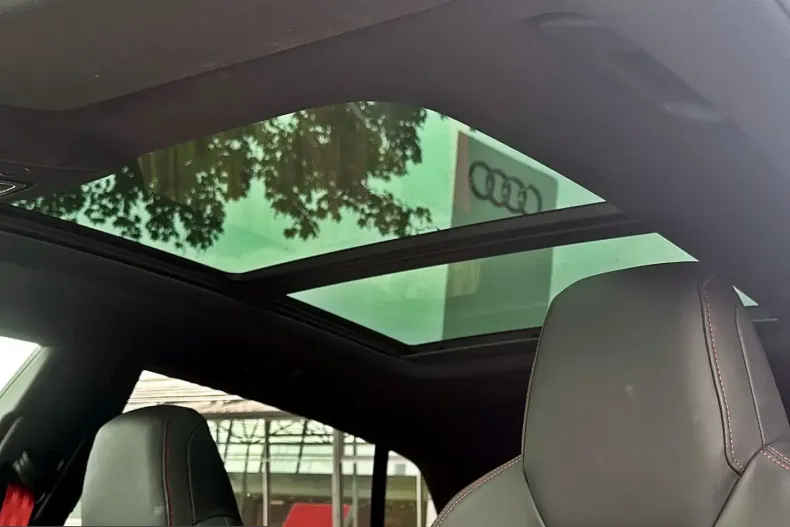 Audi SQ8 din 2025 cu 15.998 km - oferta AUD245276 - foto 15
