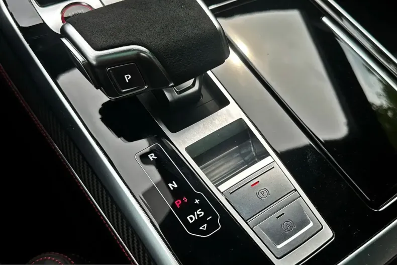 Audi SQ8 din 2025 cu 15.998 km - oferta AUD245276 - foto 22