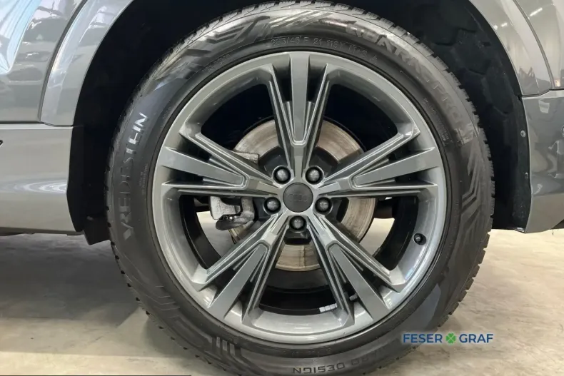 Audi Q8 din 2025 cu 12.424 km - oferta AUD245279 - foto 4
