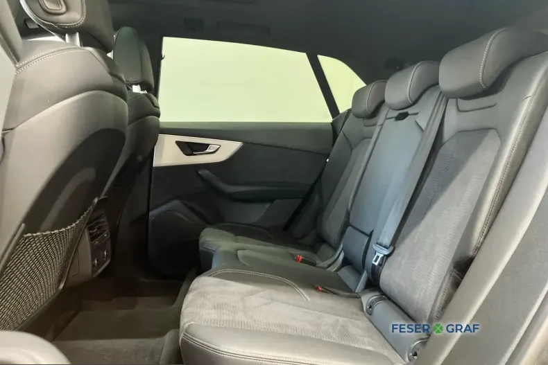 Audi Q8 din 2025 cu 12.424 km - oferta AUD245279 - foto 8