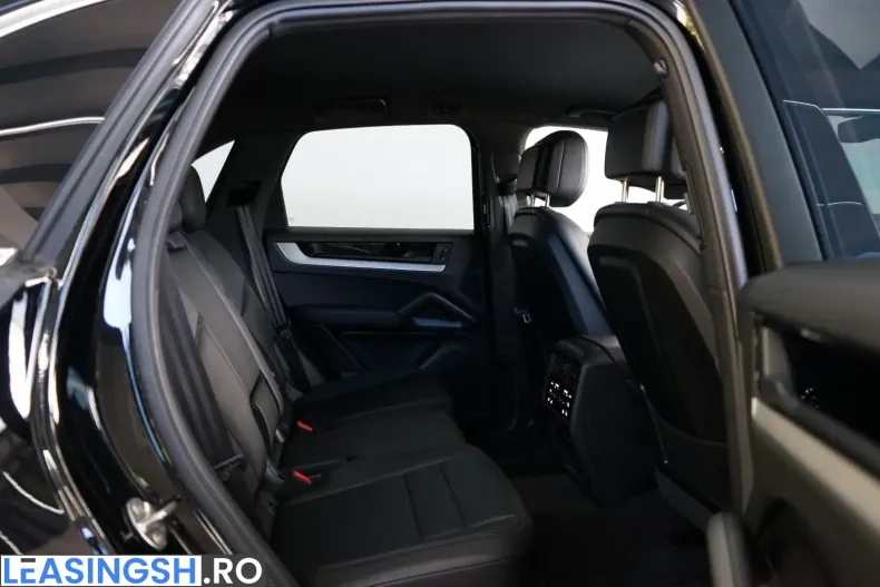 Porsche Cayenne din 2024 cu 88.650 km - oferta POR245285 - foto 9