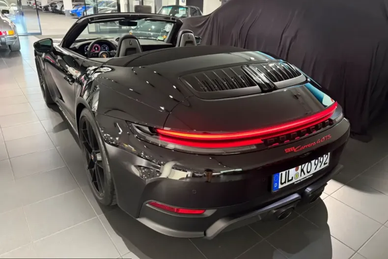 Porsche 992 din 2025 cu 11.500 km - oferta POR245306 - foto 2