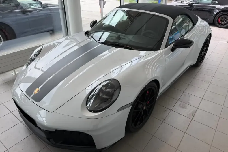 Porsche 992 din 2025 cu 8.000 km - oferta POR245307 - foto 2