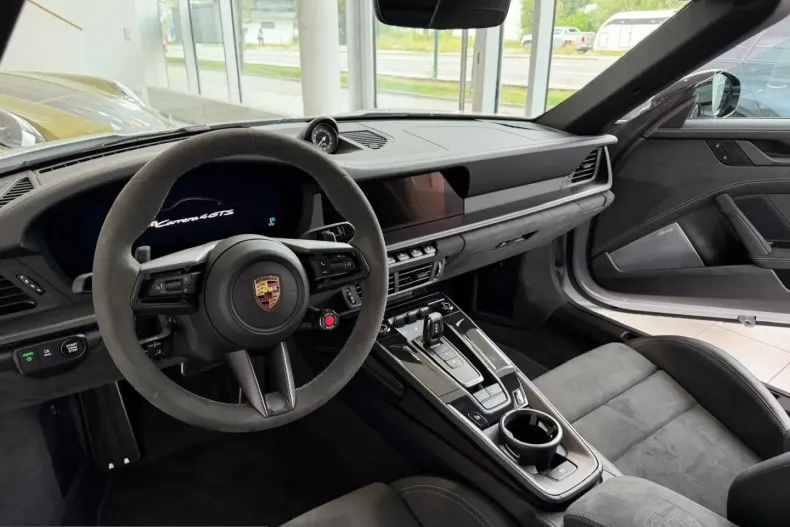 Porsche 992 din 2025 cu 8.000 km - oferta POR245307 - foto 18