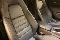 Porsche 992 din 2022 cu 9.500 km - oferta POR245313 - foto 12
