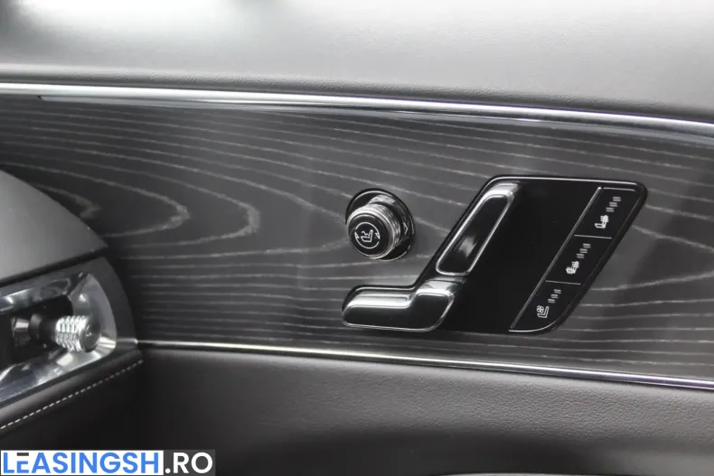 Cadillac Lyriq din 2024 cu 24.500 km - oferta CAD245317 - foto 12