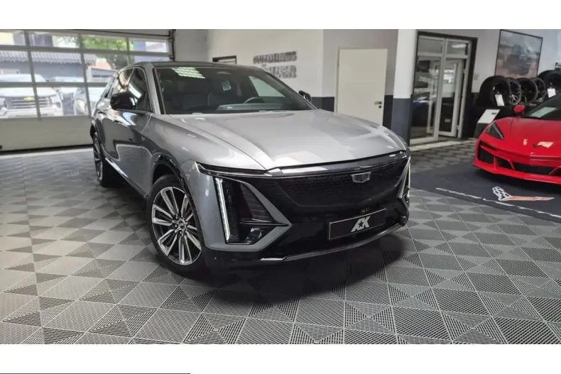 Cadillac Lyriq din 2025 cu 12.533 km - oferta CAD245318 - foto 1