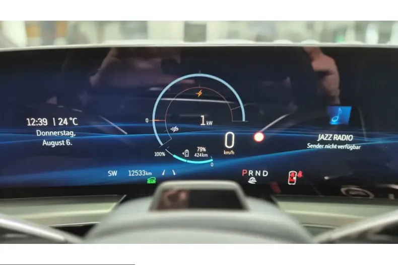 Cadillac Lyriq din 2025 cu 12.533 km - oferta CAD245318 - foto 20