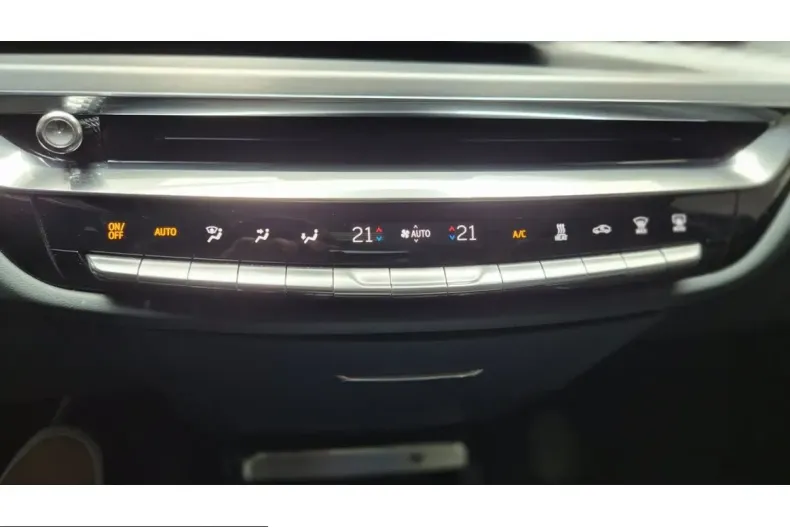 Cadillac Lyriq din 2025 cu 12.533 km - oferta CAD245318 - foto 29