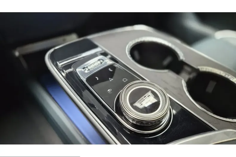 Cadillac Lyriq din 2025 cu 12.533 km - oferta CAD245318 - foto 30