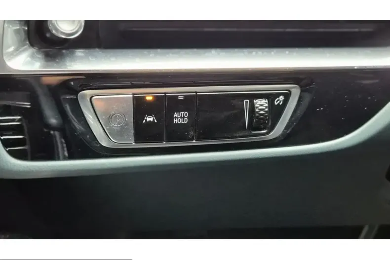 Cadillac Lyriq din 2025 cu 12.533 km - oferta CAD245318 - foto 37
