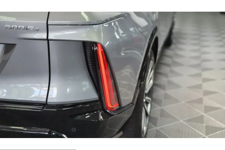 Cadillac Lyriq din 2025 cu 12.533 km - oferta CAD245318 - foto 46